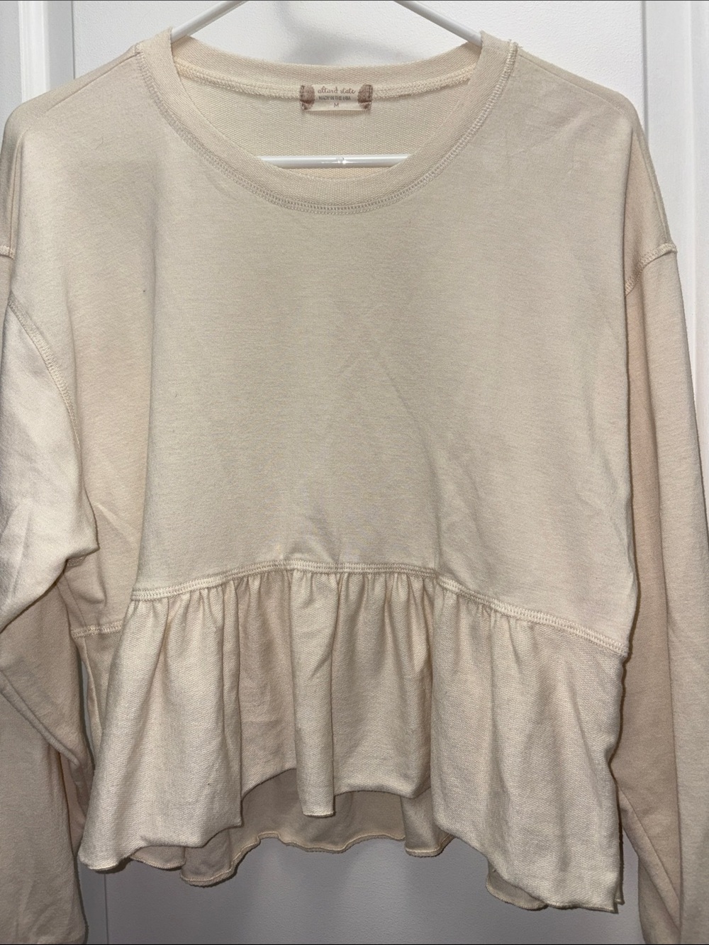 Altar’d State Cream Peplum Sweatshirt Top Ruffle Hem Long Sleeve Size M - Picture 3 of 8